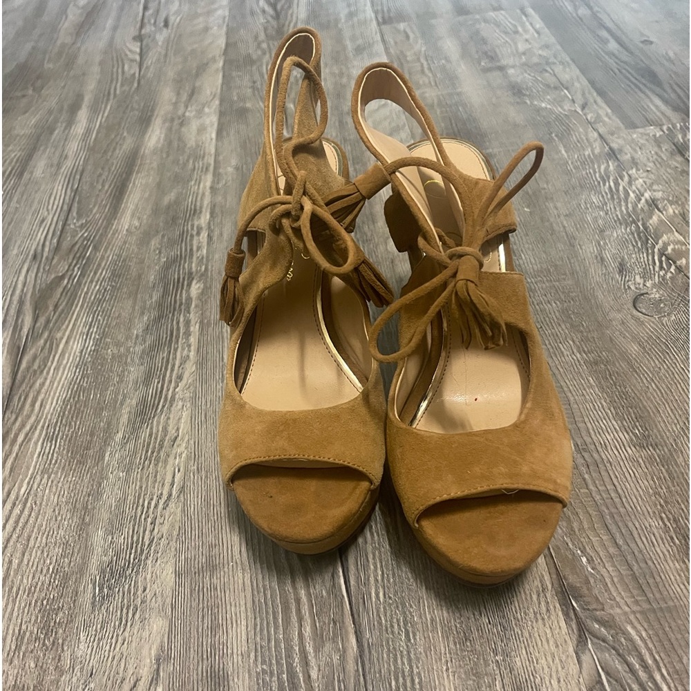 Tan Wedges